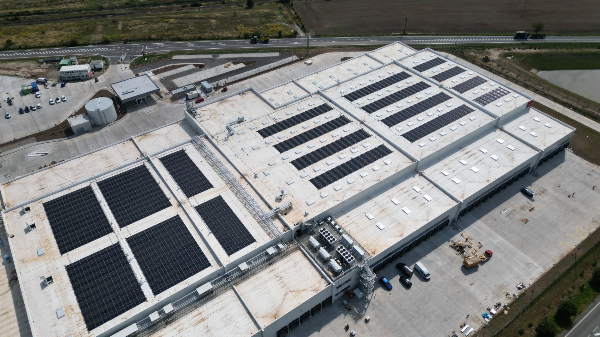 Projekce a inženýring – XENIUM Europe